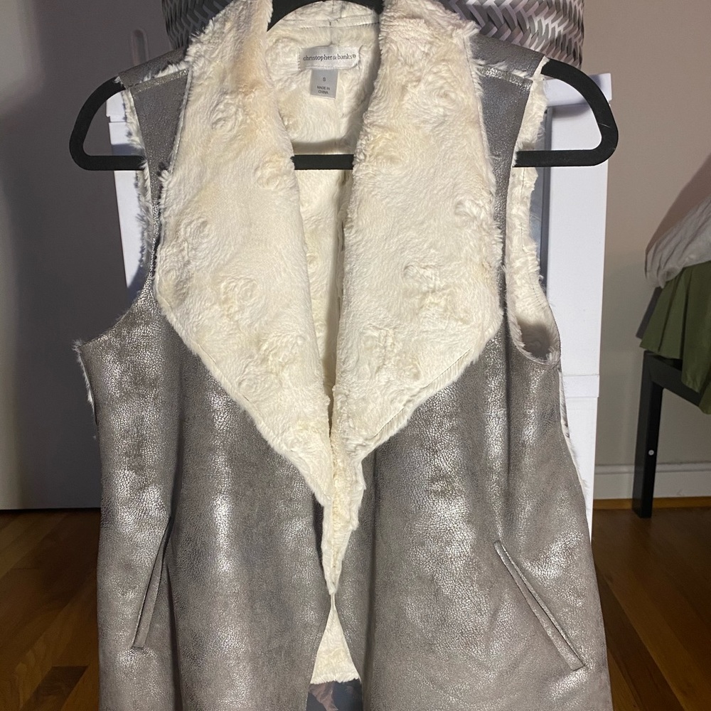Christopher & Banks vest